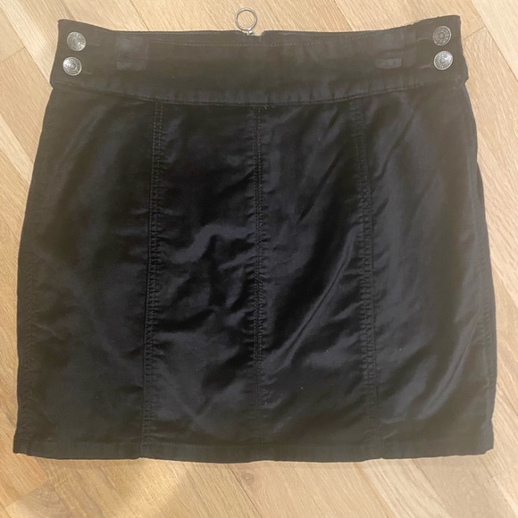 NWOT Free People Velvet Retro Mini Skirt - size 30 - Picture 11 of 12
